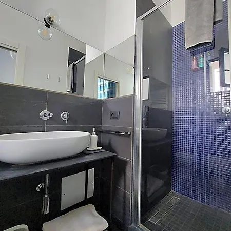 Lex Santa Lucia Acomodação com café da manhã  4*